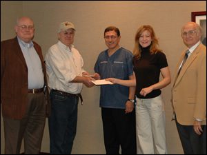 a vintage affair accepts check