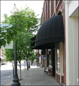 Main street stores in Downtown Franklin, Tennessee.