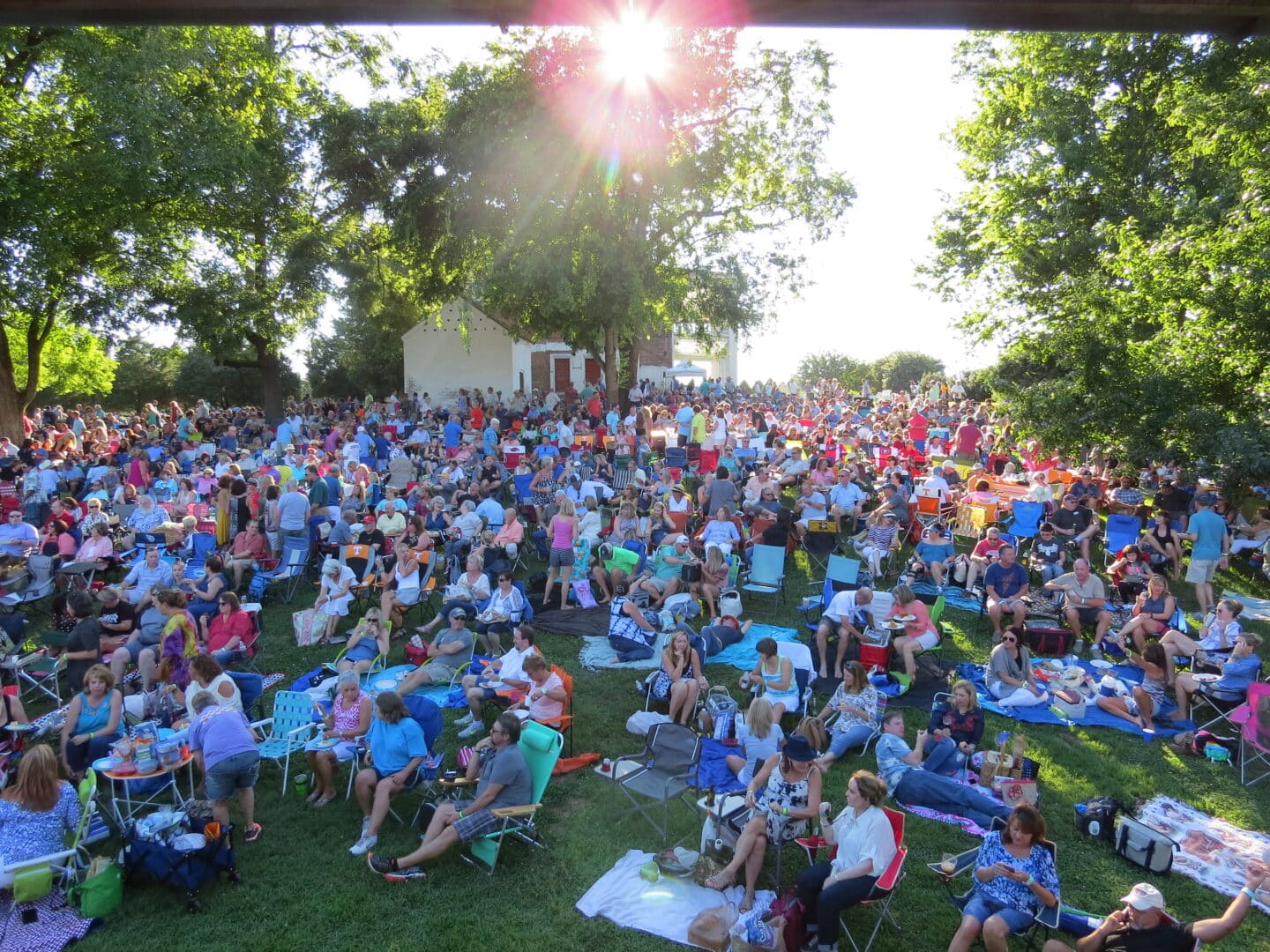 Sunset Concert Series, outdoor concerts in Franklin, TN, family activities and events, date night, outdoor events and more!