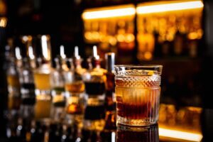 The Sanctuary Golf & Social Club in Brentwood, TN, bar and cocktails.