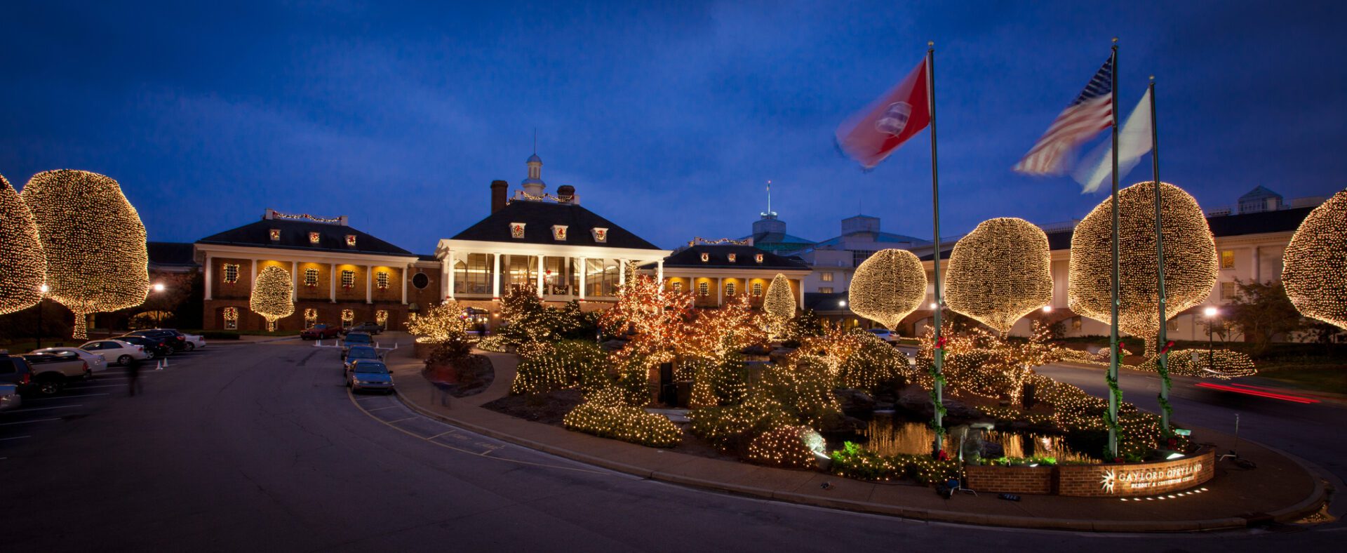 Nashville Holiday Events - A Country Christmas at Gaylord Opryland
