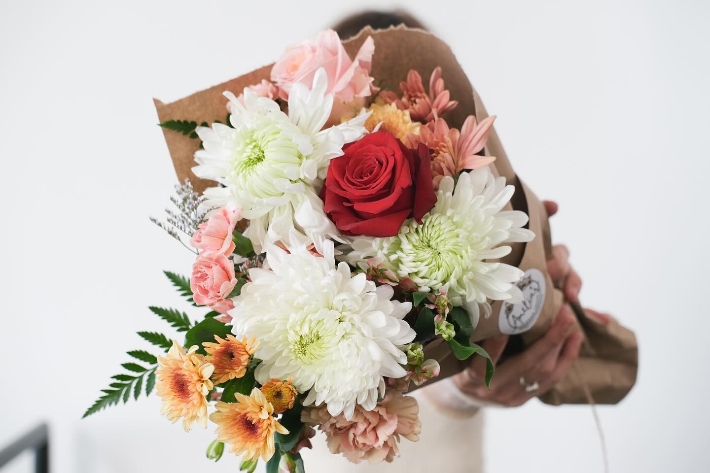 Amelia's flowers franklin valentine's day