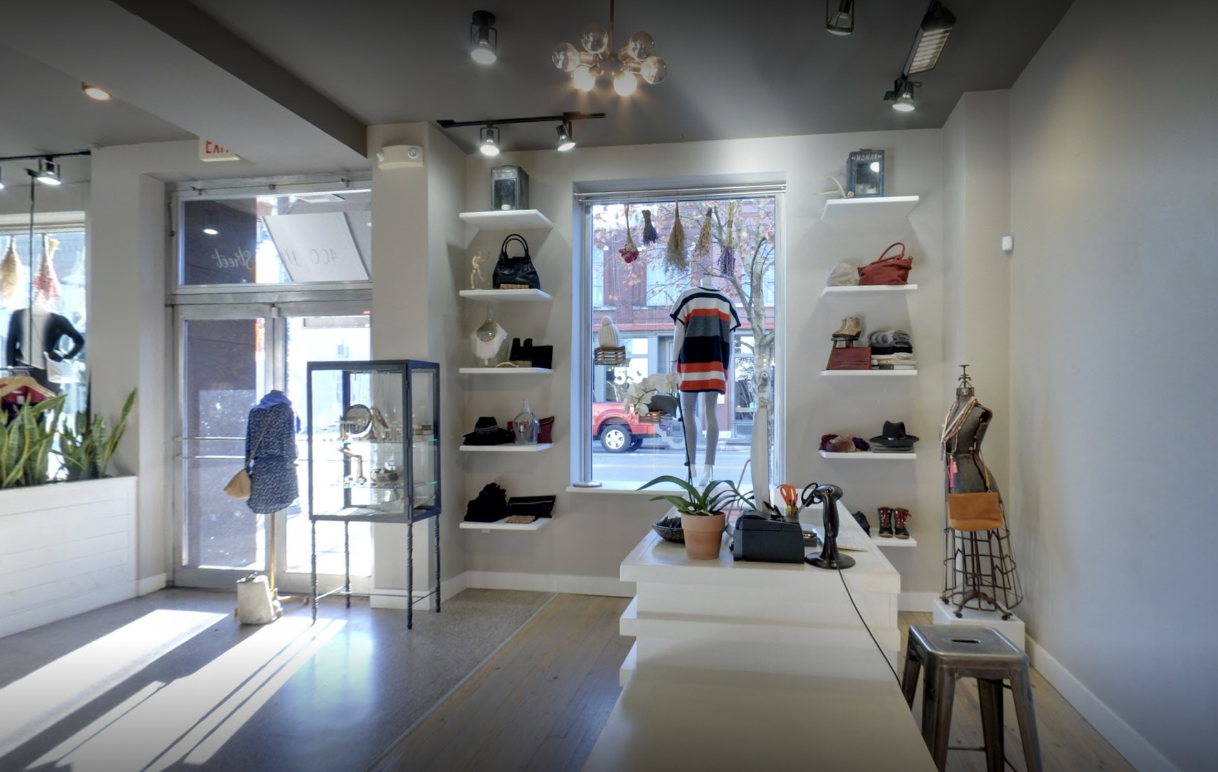 Emmaline Boutique Franklin TN_Women's Clothing Store.