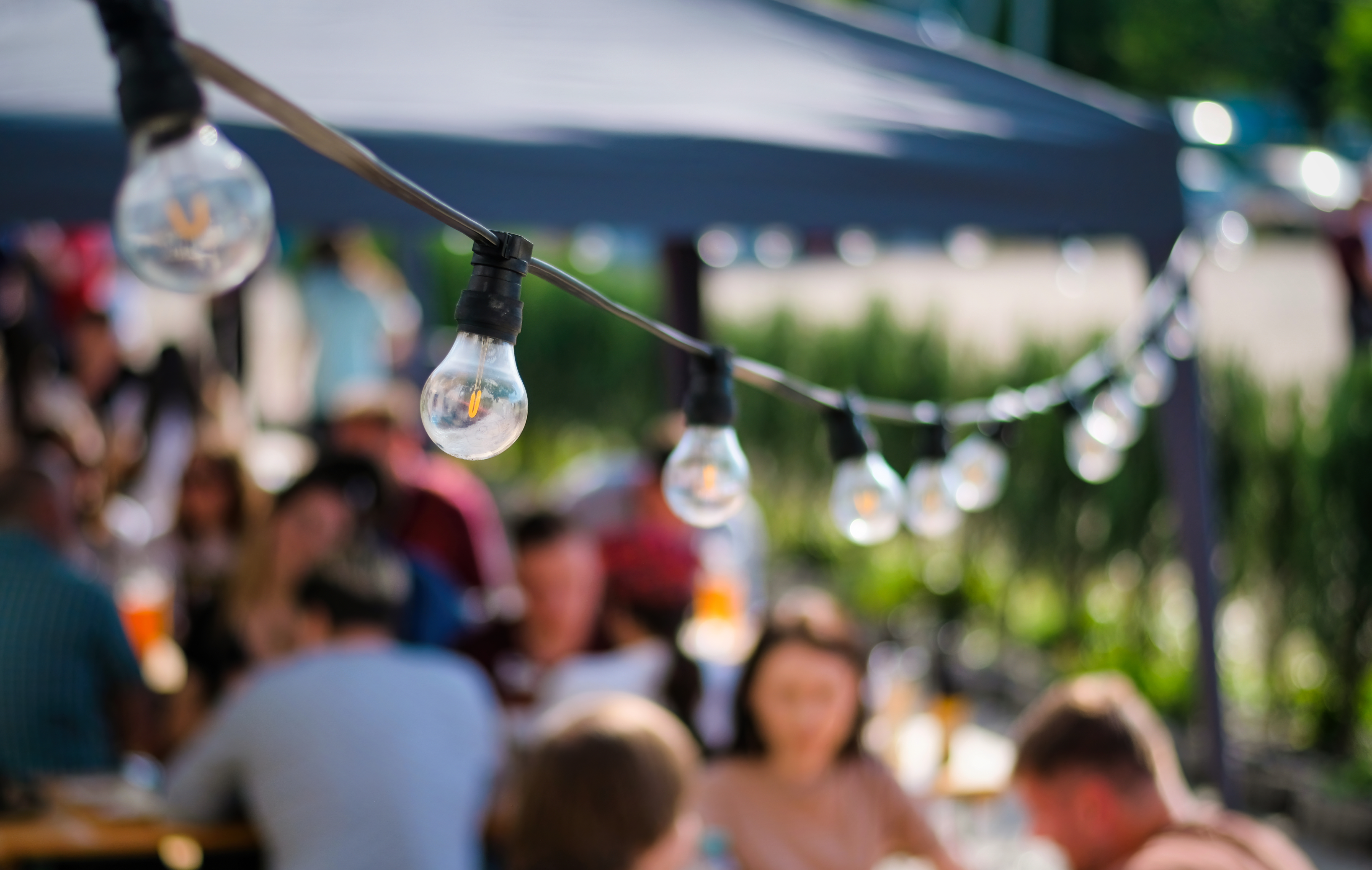 outdoor dining Franklin Tennessee string lights