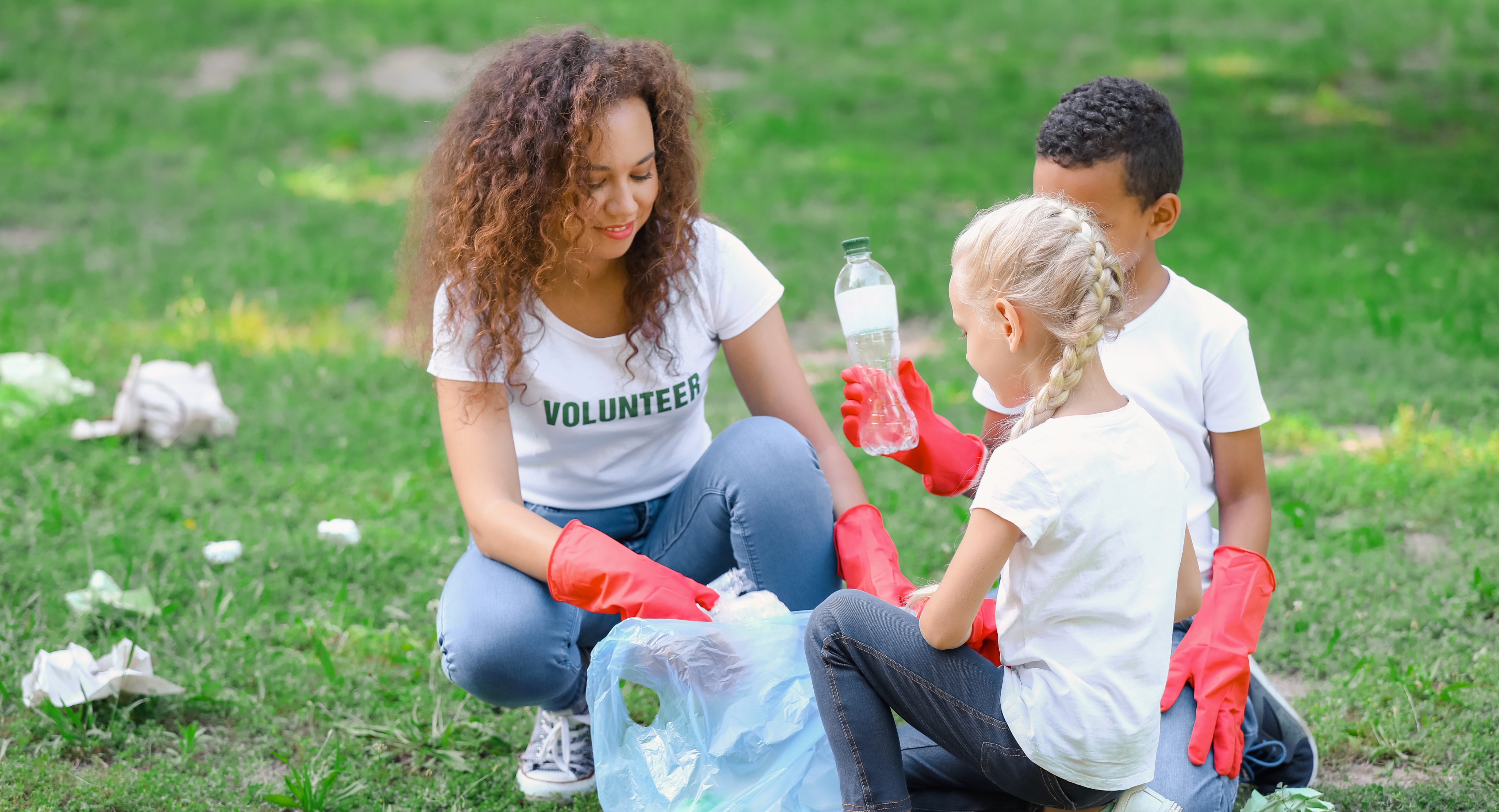 Litter pickup volunteers