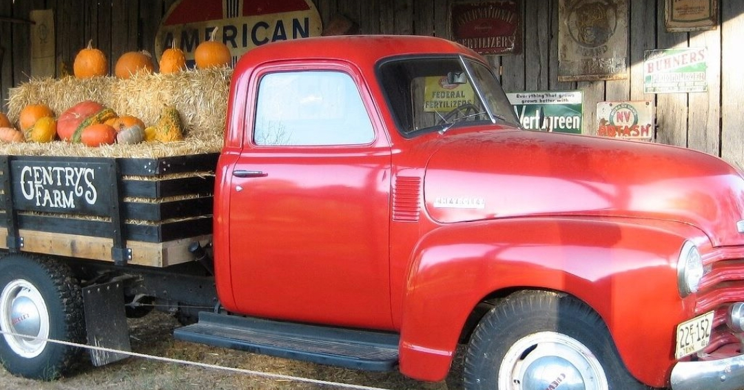 Gentry's Farm in Franklin TN., a fall festival fun for all ages with a red truck with Pumpkins.