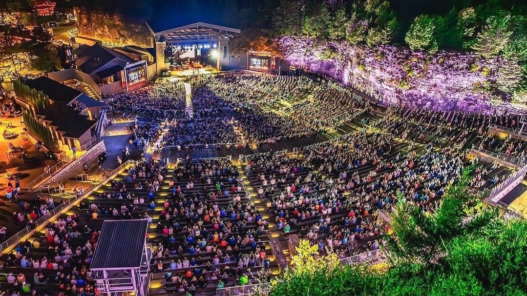FirstBank Amphitheater in Franklin, TN FirstBank Amphitheater in Franklin, TN.