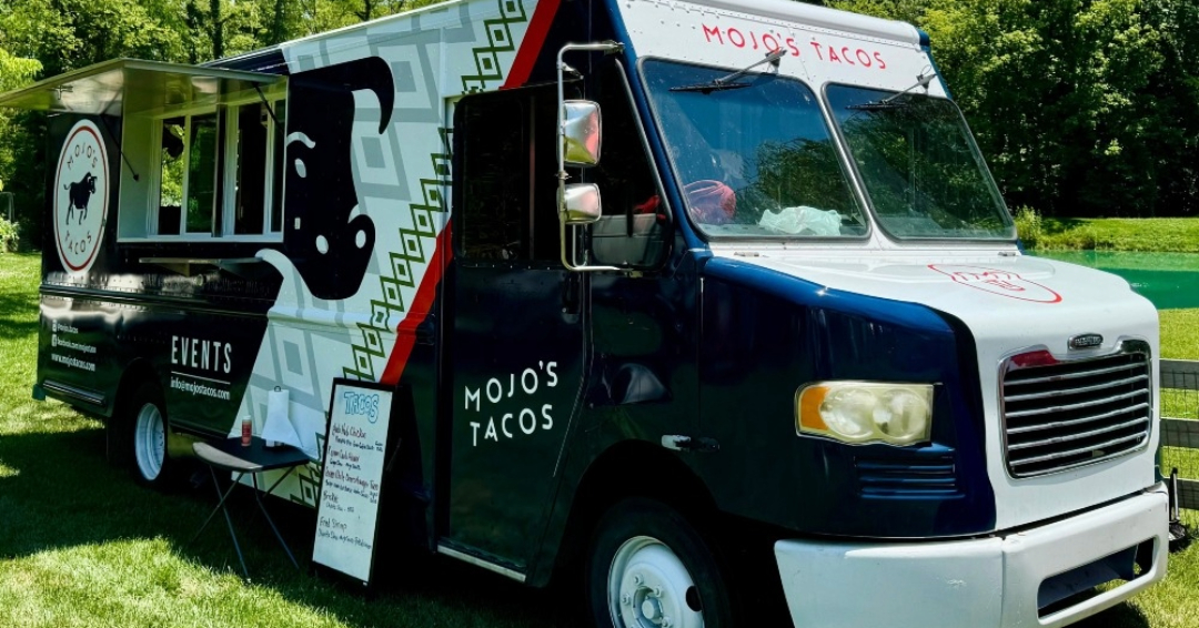 Mojo's Taco Truck in Franklin, TN.