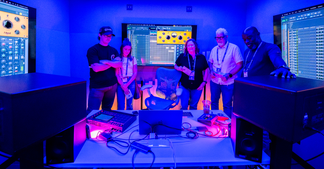 Create-it Studios Franklin, TN, Leslie Brathwaite in Studio.