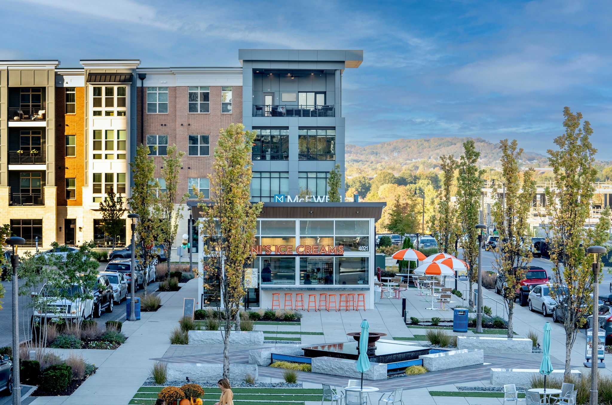McEwen Northside in Franklin, TN, shopping, dining, central park, ice cream and office space.