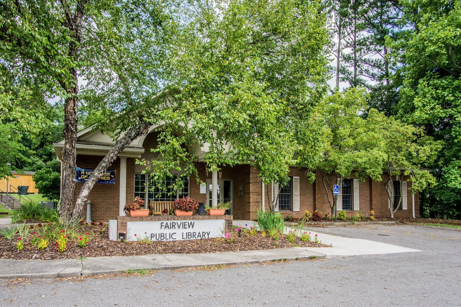 Williamson County Public Library Fairview Branch