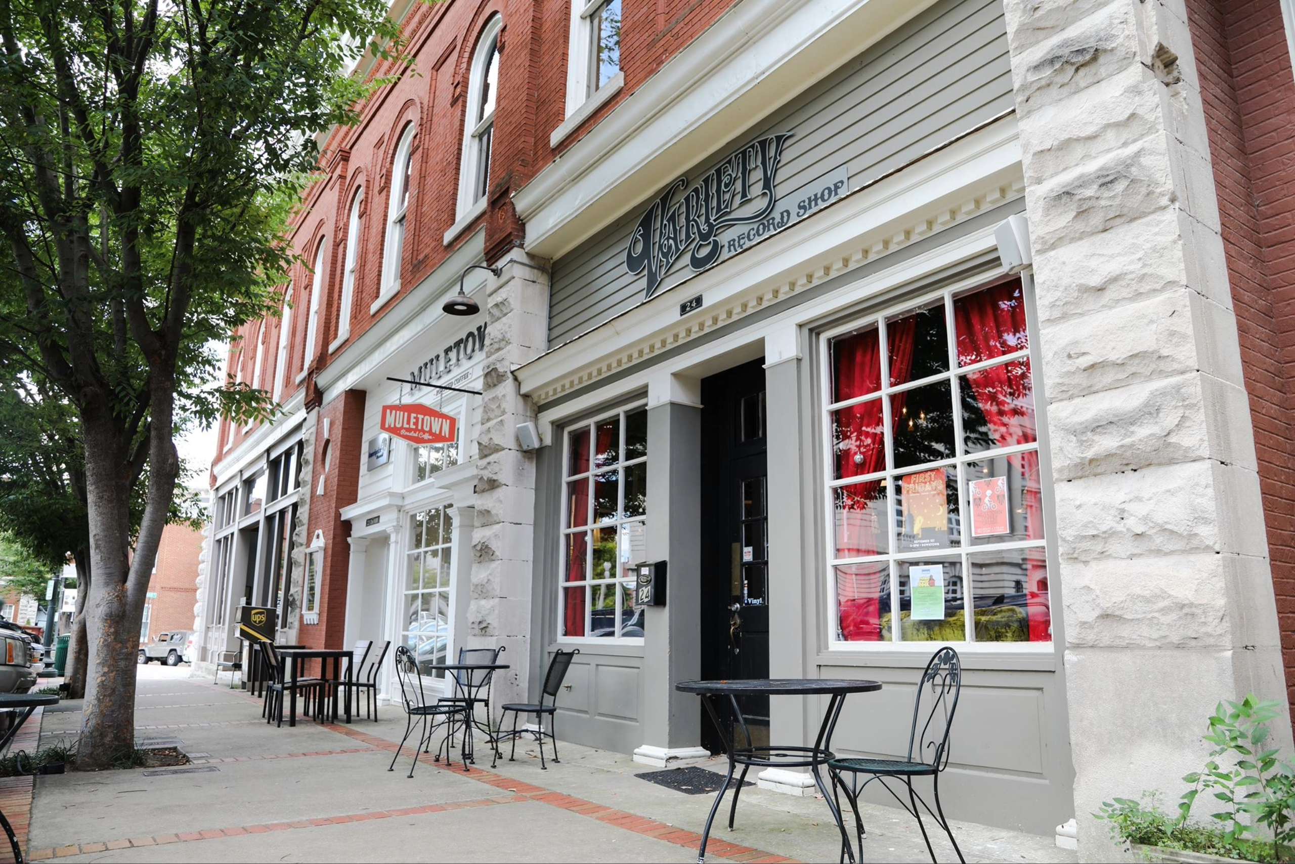 Historic downtown Columbia, Tennessee near the Maury County Courthouse