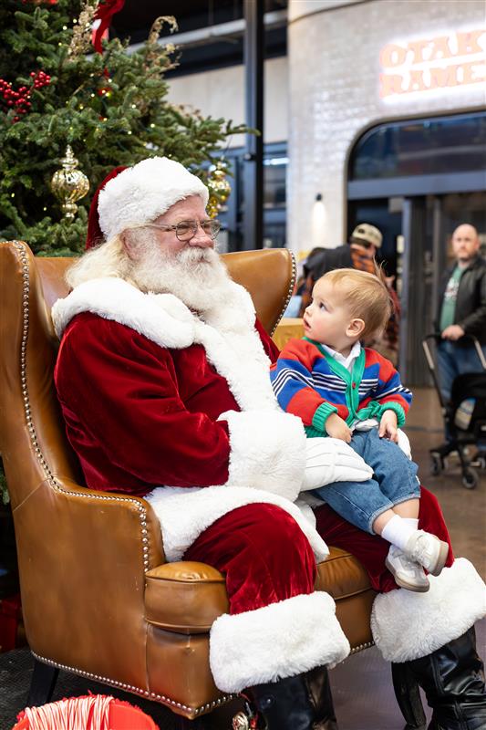 Factory at Franklin Santa Photos in Franklin, TN.