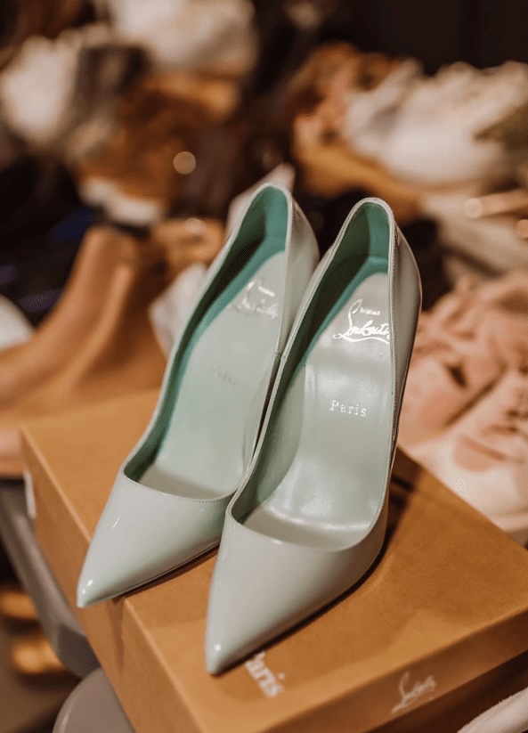 Statemint Consignment Sale at The Factory at Franklin.